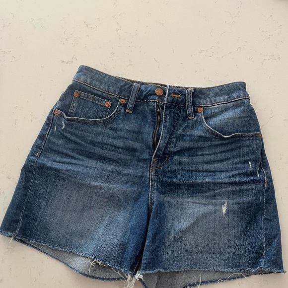 Madewell curvy high rise denim shorts - Picture 6 of 6